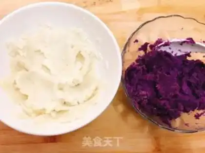 Make Potato mountain medicine cake step 1