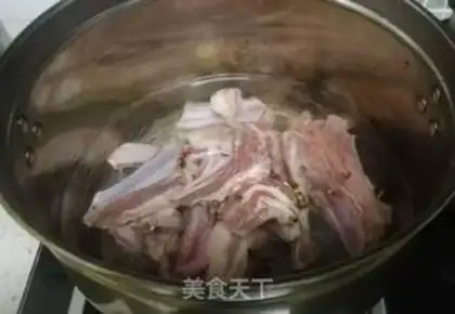 Make Red lamb chops step 1