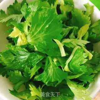 Make Celery omelet step 0