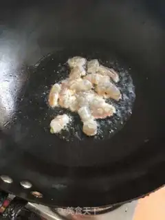 Make Shrimp fried eggs step 3