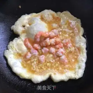 Make Shrimp fried eggs step 6