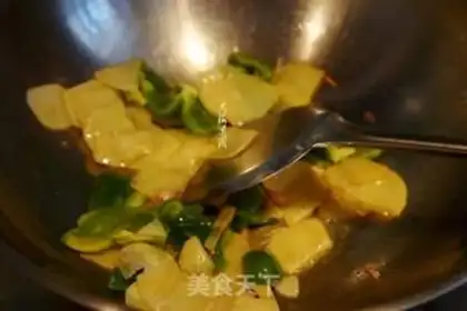 Make Potato chips for beef step 4