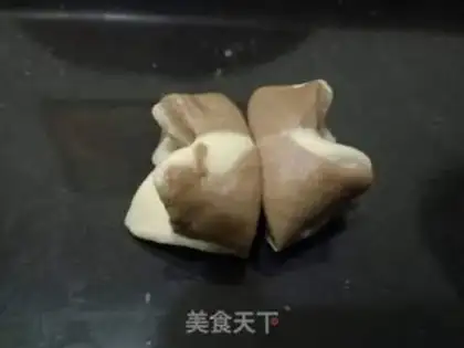 Make Three-coloured buns step 9