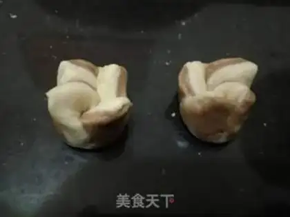 Make Three-coloured buns step 10