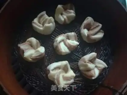 Make Three-coloured buns step 12