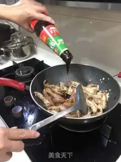 Make Garlic sauce and shrimp step 4