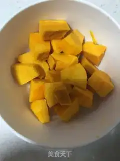 Make Pumpkin date porridge step 0