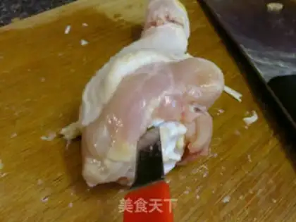 Make Curry potatoes, chicken legs step 1