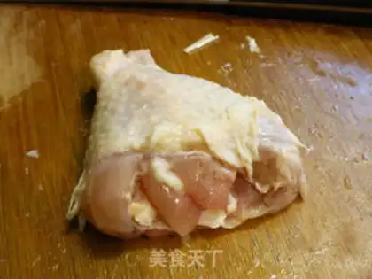 Make Curry potatoes, chicken legs step 2