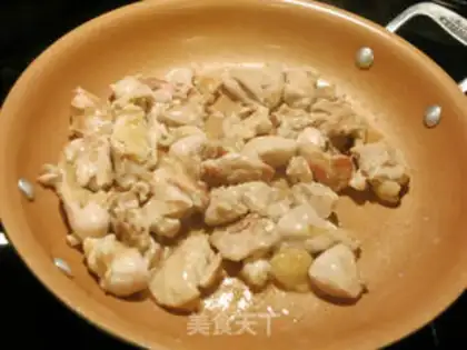 Make Curry potatoes, chicken legs step 5