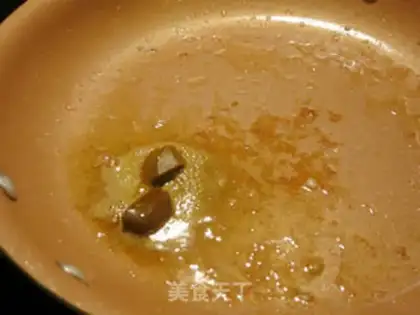 Make Curry potatoes, chicken legs step 7