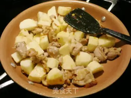 Make Curry potatoes, chicken legs step 9