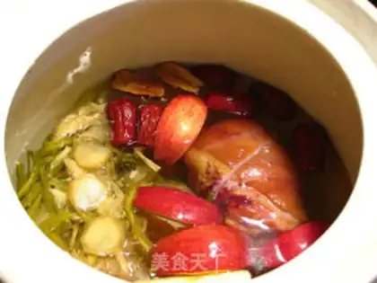 Make Black pepper onion, pig