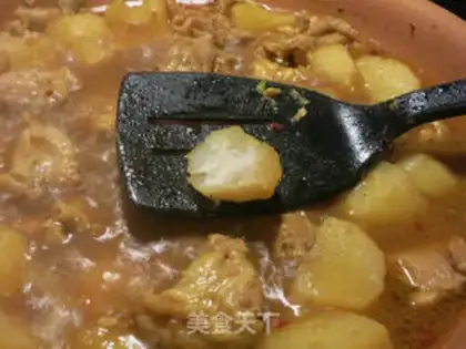 Make Curry potatoes, chicken legs step 12
