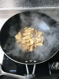 Make Pumpkin mushrooms burning mackerel step 6