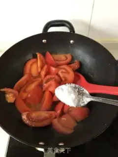 Make Tomato fried eggs step 3