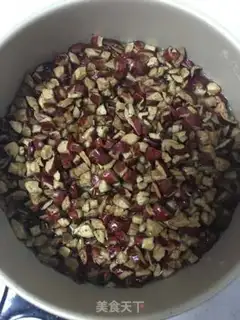 Make Mashed dates step 1