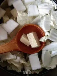 Make Frozen tofu soup step 2