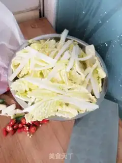 Make Tofu with soup dolls step 1