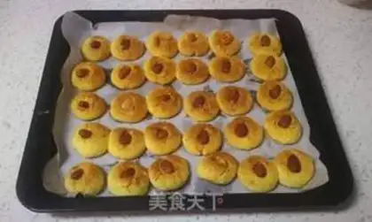 Make Apricot pie step 6