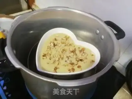 Make Ginger pecan egg step 7