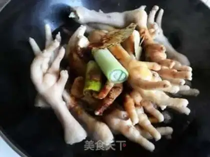 Make Frozen claws step 2