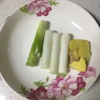 Make Home cooking fish step 2