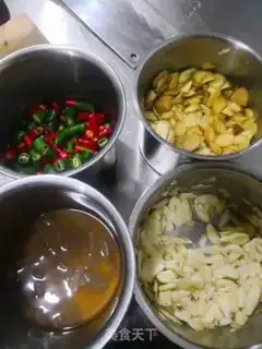 Make Spicy lobster step 1