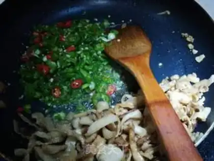 Make Cream pepper fried oil step 4