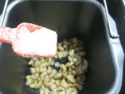 Make Bread-based cashew nuts step 6