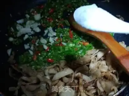 Make Cream pepper fried oil step 6