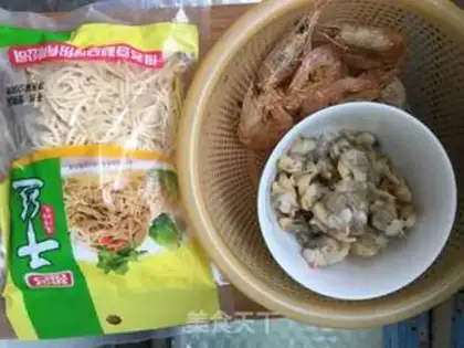 Make Seafood boils dry silk step 0