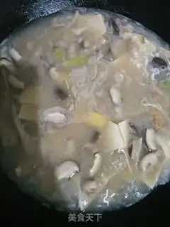 Make Fish soup noodles step 7