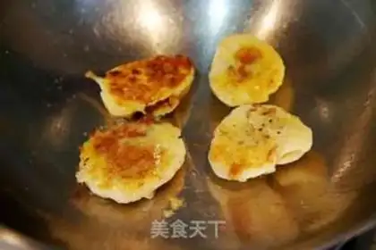 Make Fried bean buns step 5