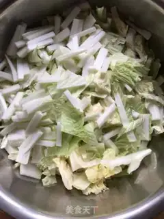 Make Hot cabbage step 0
