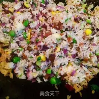 Make Pyramid salami fried rice step 8