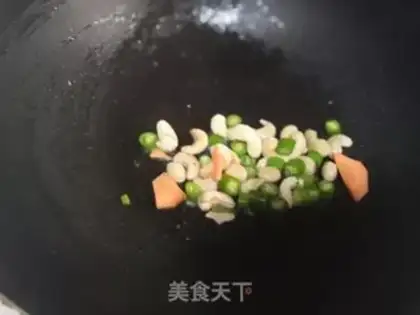 Make Pizza on the bottom of the shrimp step 0