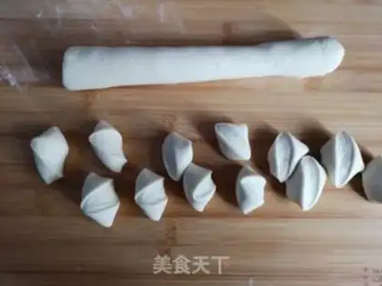 Make Pork dumplings step 4