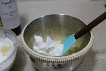Make Wine taffles step 5