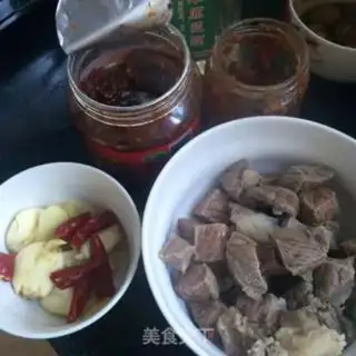Make Tomato beef stew potatoes step 2