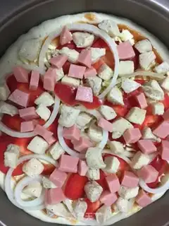 Make Chicken ham pizza step 9