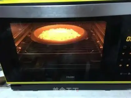 Make Chicken ham pizza step 11