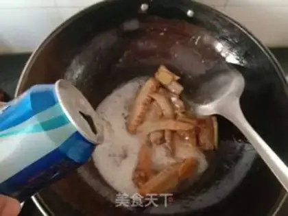 Make A fragrance of beer and duck wings step 8