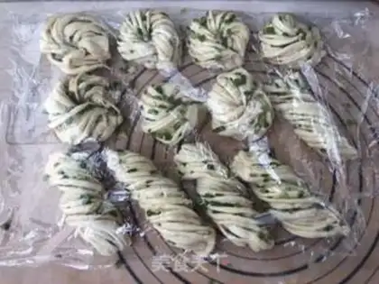 Make Onion bouquets step 12