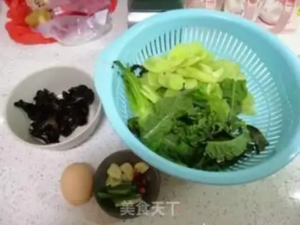 Make Mock and eggs step 1