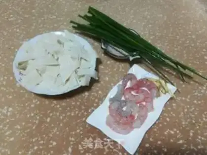 Make Shrimp noodle soup step 0