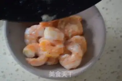 Make McShrimp ball step 6