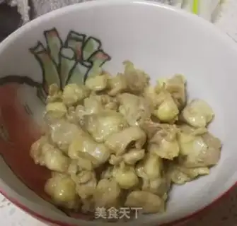 Make Spicy chicken crumbs step 5
