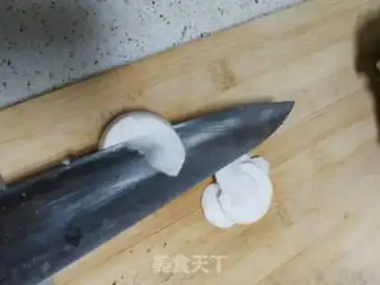 Make Bumpy egg baby pie step 5