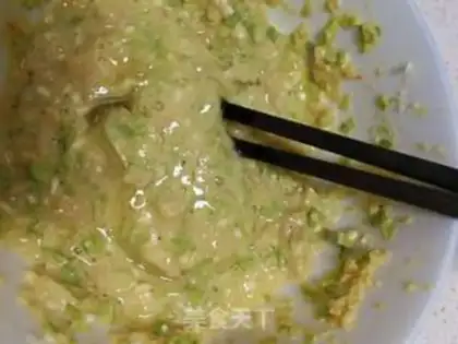 Make Bumpy egg baby pie step 7